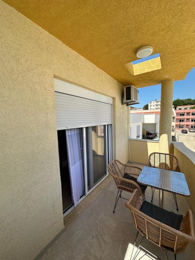 Apartments Edona Ούλτσιν Εξωτερικό φωτογραφία